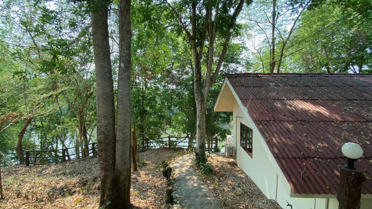Saiyok River House Szajok Kültér fotó