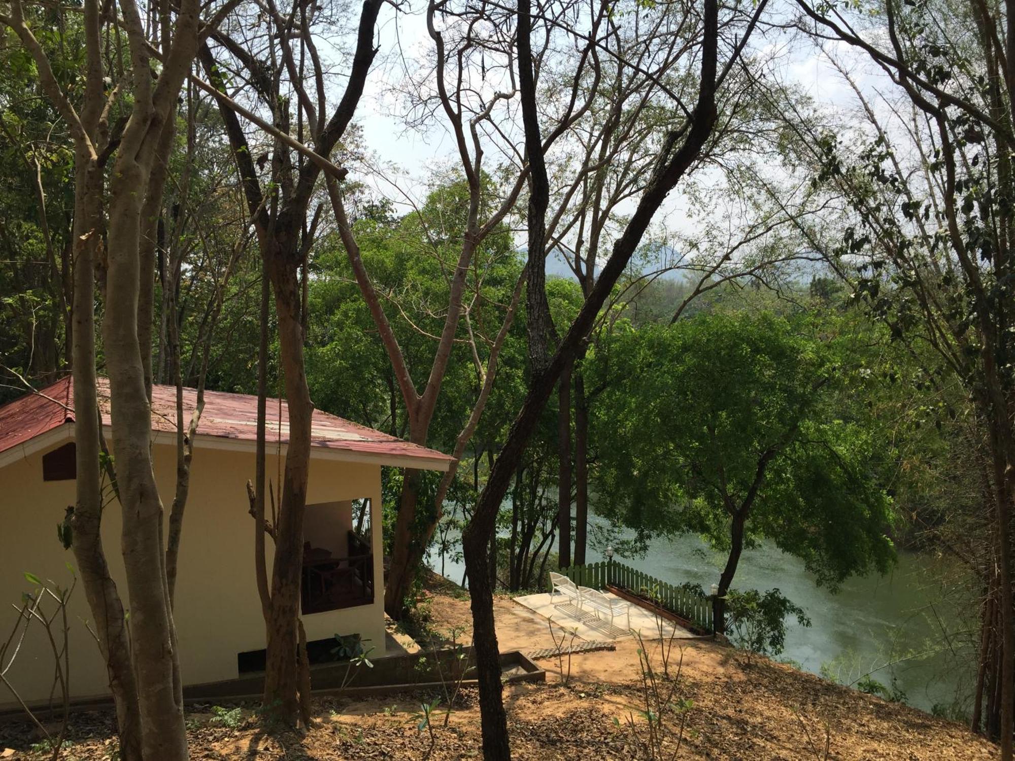 Saiyok River House Szajok Kültér fotó